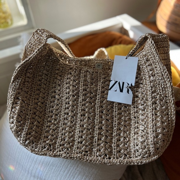 Zara Woven Tan Bag - Picture 9 of 15